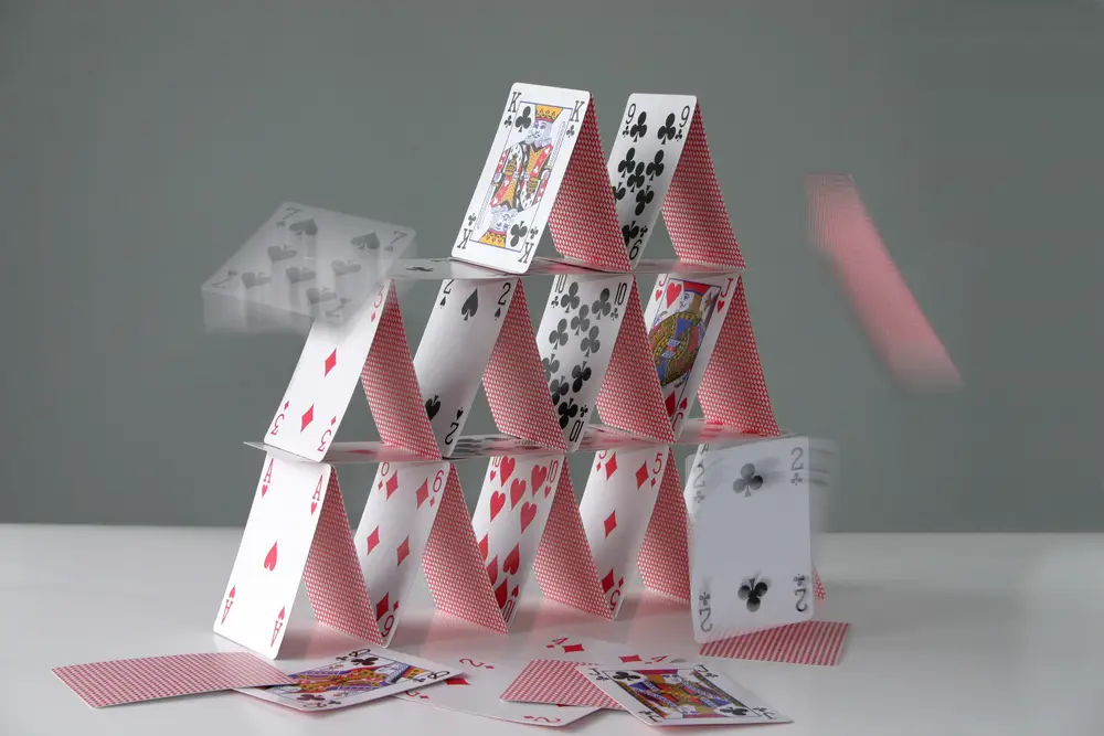 Tumbles Tale of Debt Spiral on Manifold Prediction Market Platform