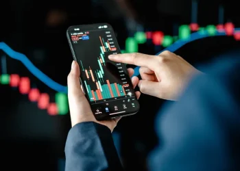 Webull adds crypto hourly markets