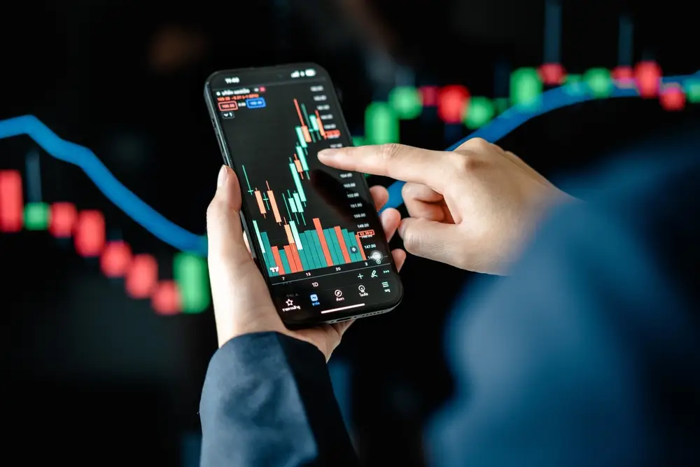 Webull adds crypto hourly markets