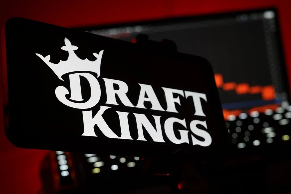 Evaluating Prediction Market Threat to Online Sportsbooks